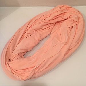 Brandy Melville Infinity Scarf